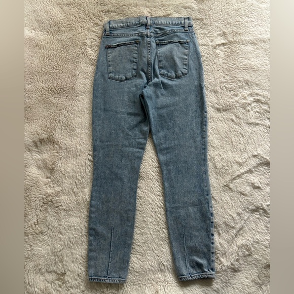 Alice + Olivia Good HR Exposed Button High Rise Skinny Jeans in Flawless Wash - Picture 6 of 7